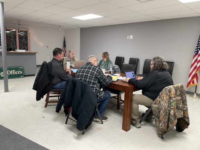 Panama Continues Emphasis On Community Involvement In School Merger Study Process